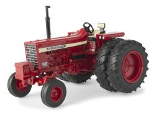 1:32 Farmall 756 Open Station with Dual Rear Wheels,  Wide Front, and Front Weights