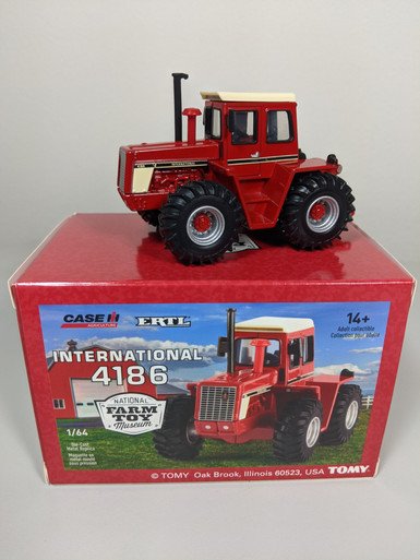 1:64 International Harvester IH 4186 4WD National Farm Toy Museum