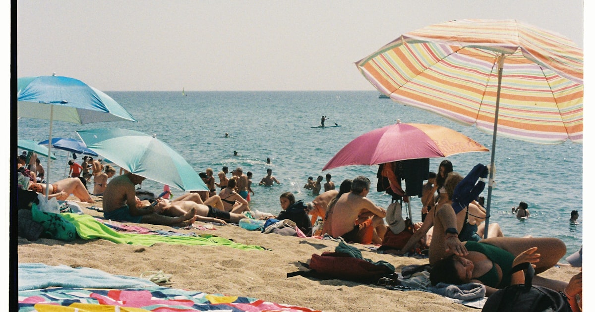 July 4th (aka America 250) Beach Day Setup: Crowd-Proof Essentials That Make It Easy