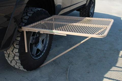 Tailgater Tire Table Large - Steel