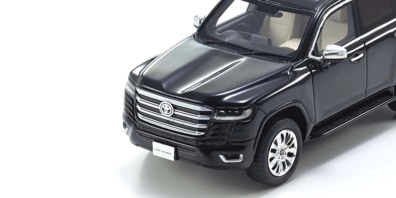 Kyosho Original Diecast 1/43 Toyota LandCruiser ZX Black Kyosho Original Diecast 1/43 Toyota LandCruiser ZX Black