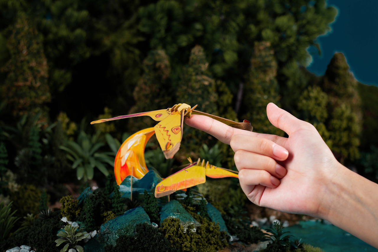 Make Bug Actias Moth 3D Puzzle, Bring Nature Home MKBC0001