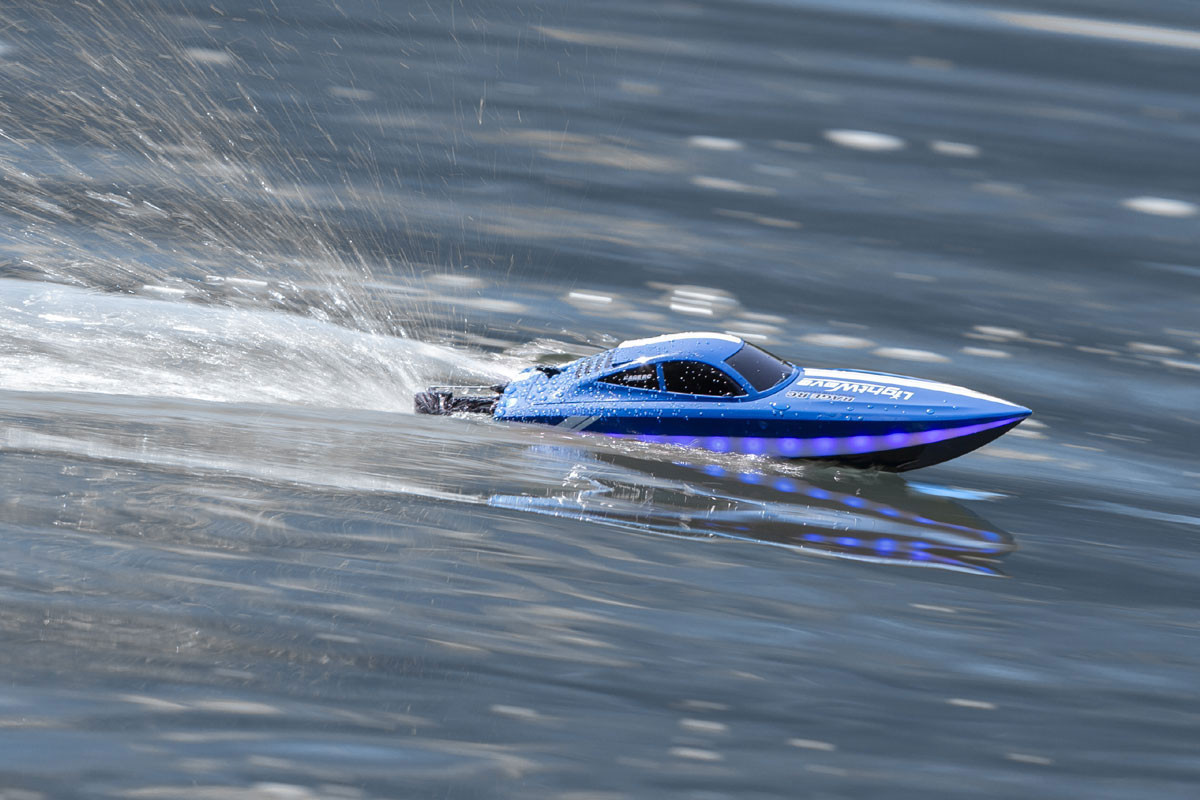 Rage R/C LightWave Electric Micro RTR Boat; Blue RGRB1132