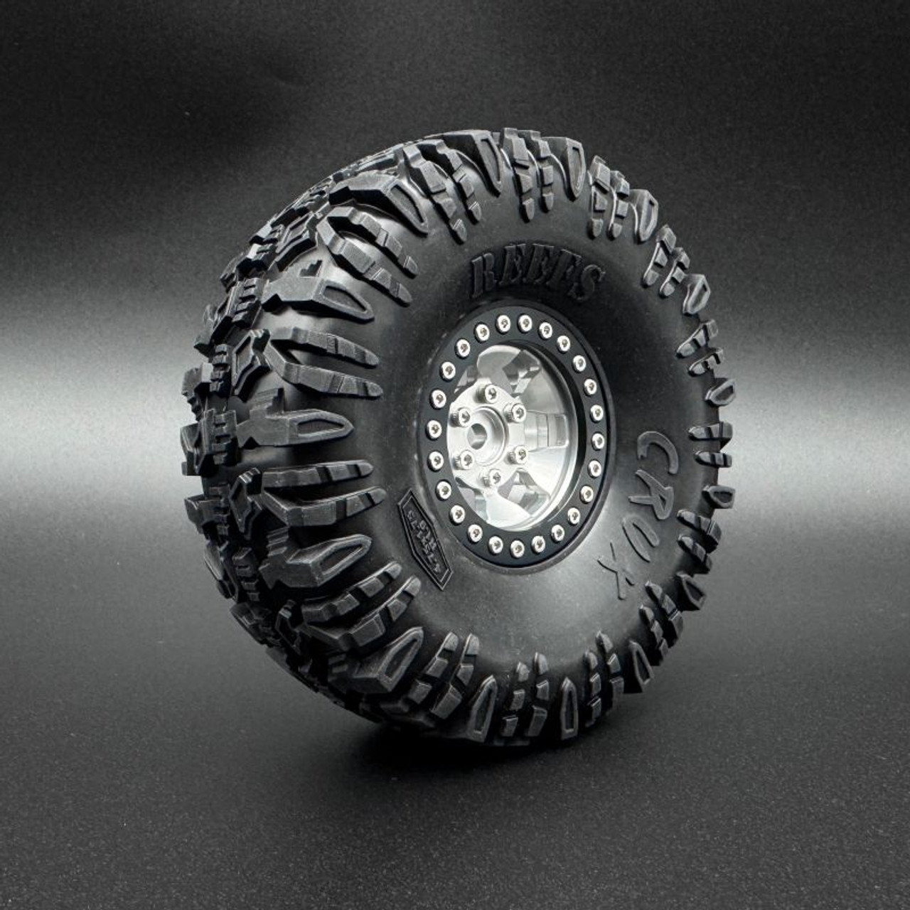 1.9 "Granite" Aluminum Beadlock Wheels w/Reef Hubs 1.9 "Granite" Aluminum Beadlock Wheels w/Reef Hubs