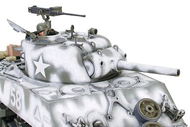 1/35 M4A3 Sherman 105mm Howitzer Assault Support