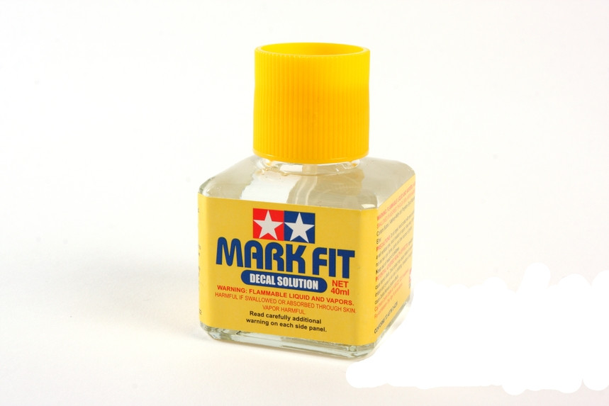 Tamiya Mark Fit Decal Solution TAM87102