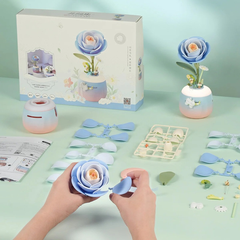 Floral Art Starry Camellia Lamp