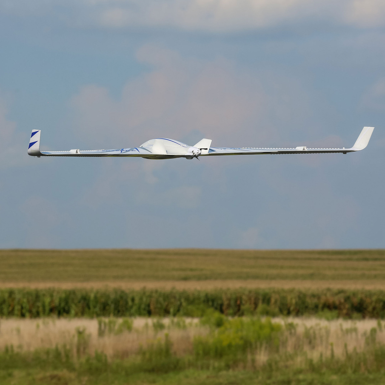 Opterra 2M Wing BNF Basic