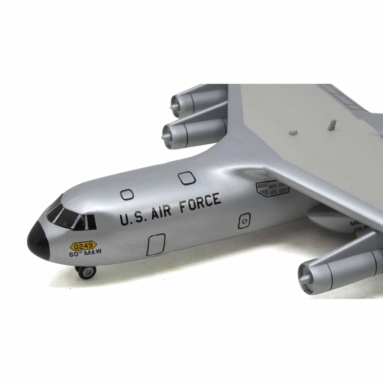 1/108 Lockheed C-141A Starlifter Model Kit