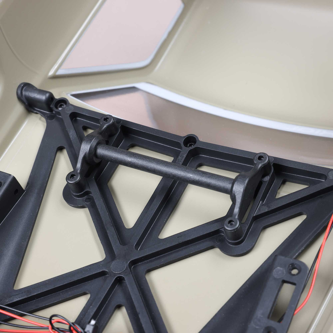 1/10 SCX10 III 1987 Toyota SR5 4X4 RTR Brushed Rock Crawler, Tan