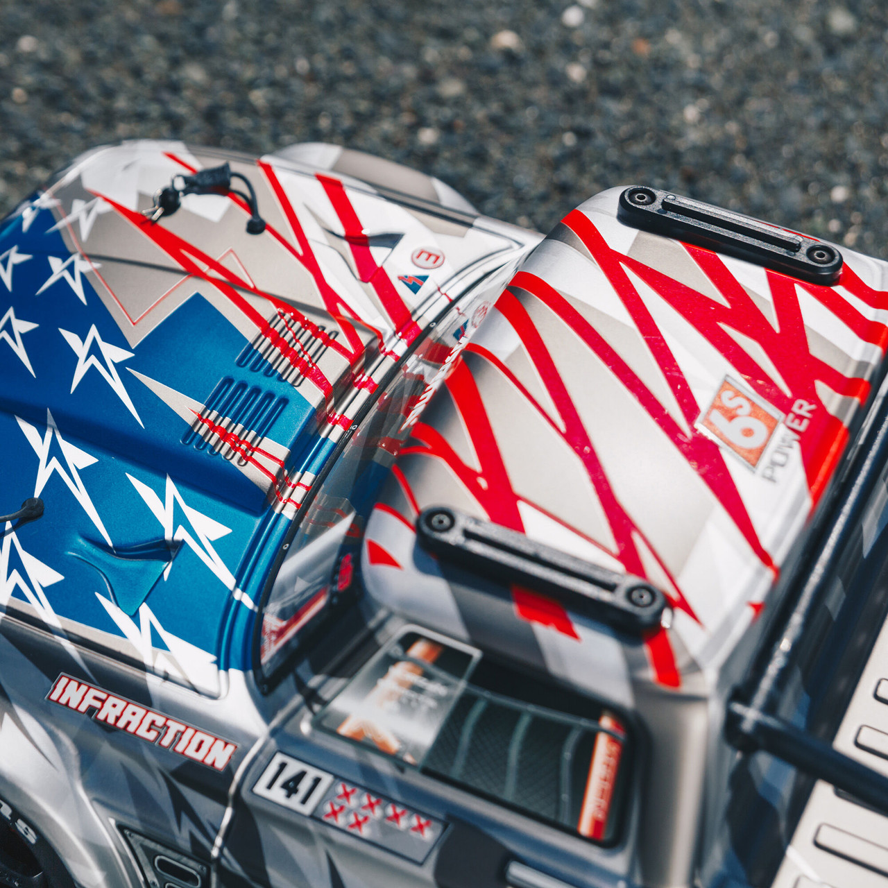 1/7 INFRACTION 6S AVC 4X4 RTR Brushless All-Road Street Bash, Silver