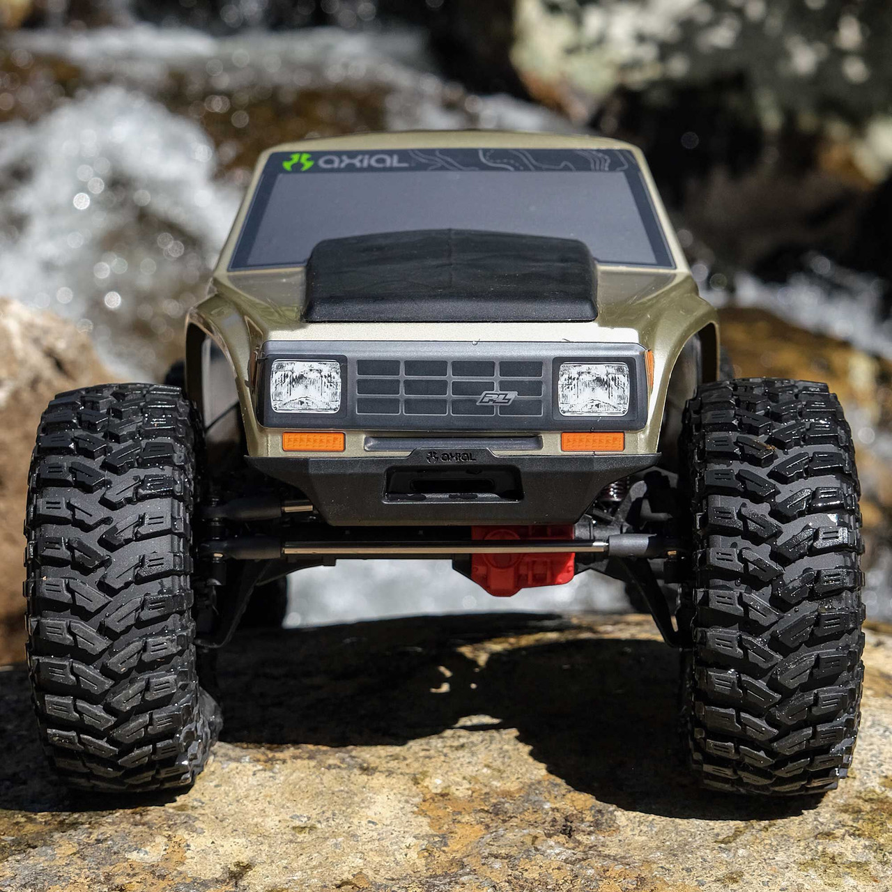 1/10 SCX10 III Coyote 4X4 RTR Rock Crawler (Battery & Charger Included), Gold
