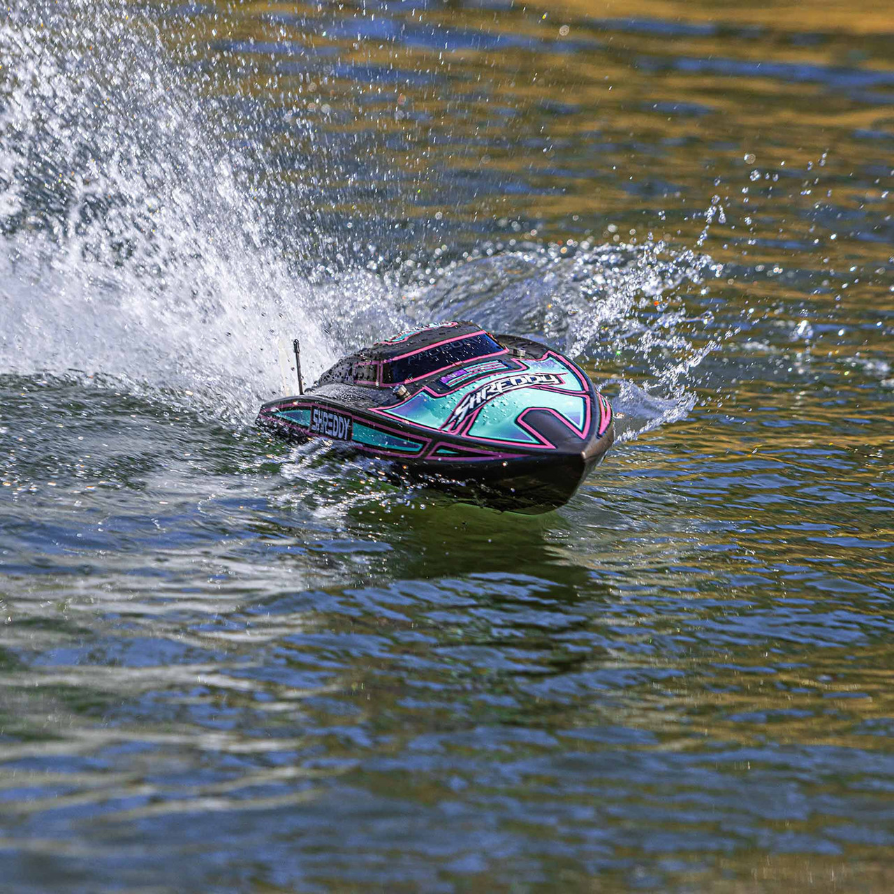 Recoil 2 V2 26" Self-Righting Brushless Deep-V RTR, Shreddy