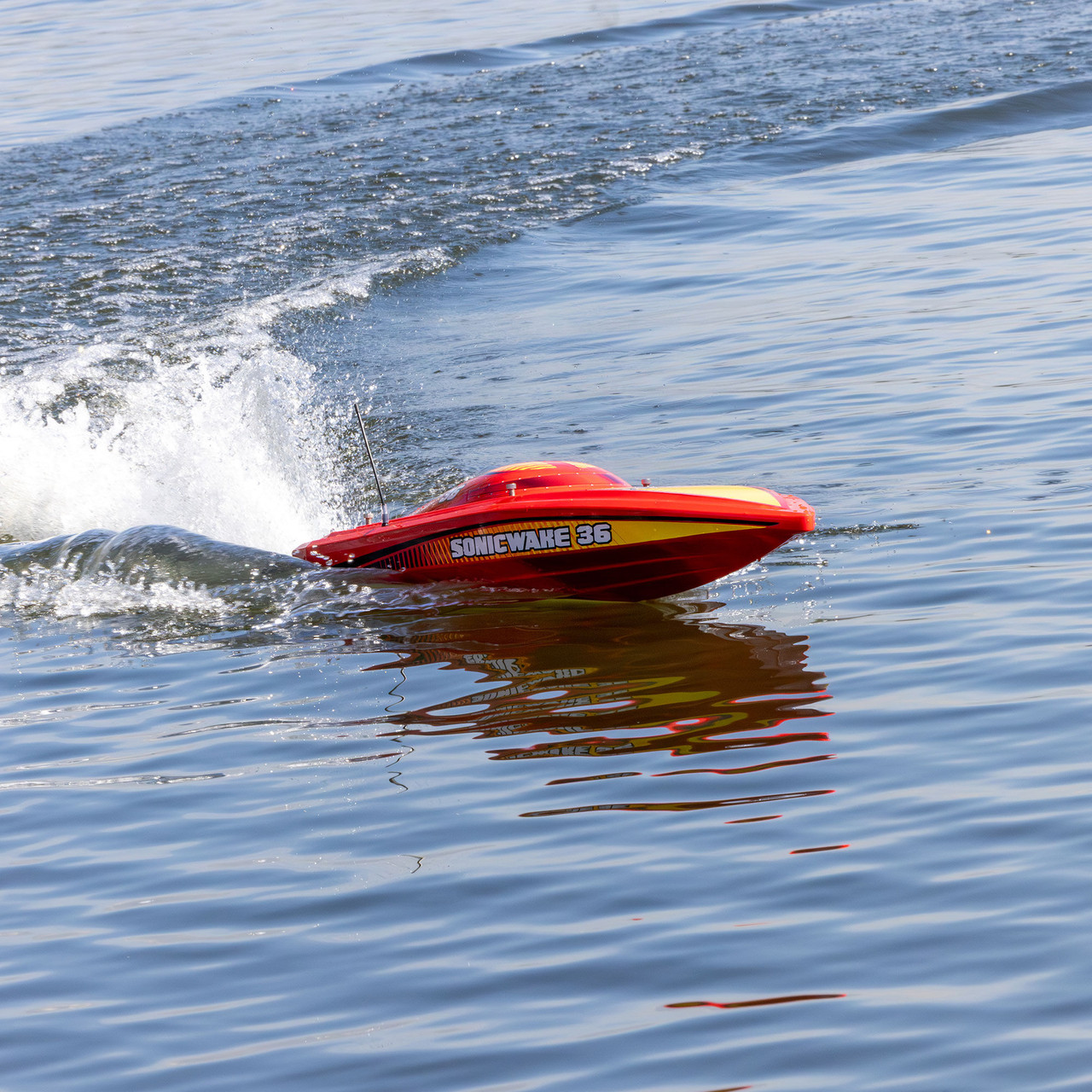 Sonicwake 36" V3 Self-Righting V-Hull Boat RTR, Red