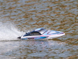 Rage R/C - Mako 630BL Brushless RTR Boat (RGRB1600)