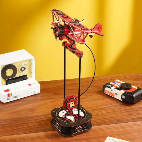 Sky Captain Scale Model Vehicle Sky Captain Scale Model Vehicle