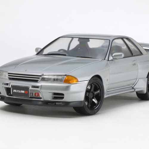 Tamiya - 1/24 Nissan Skyline GT-R (R32) Tamiya - 1/24 Nissan Skyline GT-R (R32)