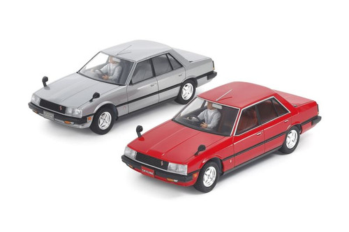 1/24 Nissan Skyline Sedan 2000 Turbo GT-E S Plastic Model 1/24 Nissan Skyline Sedan 2000 Turbo GT-E S Plastic Model