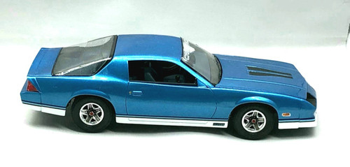 1/32 1982 Chevy Camaro Route 32 Plastic Model Kit 1/32 1982 Chevy Camaro Route 32 Plastic Model Kit