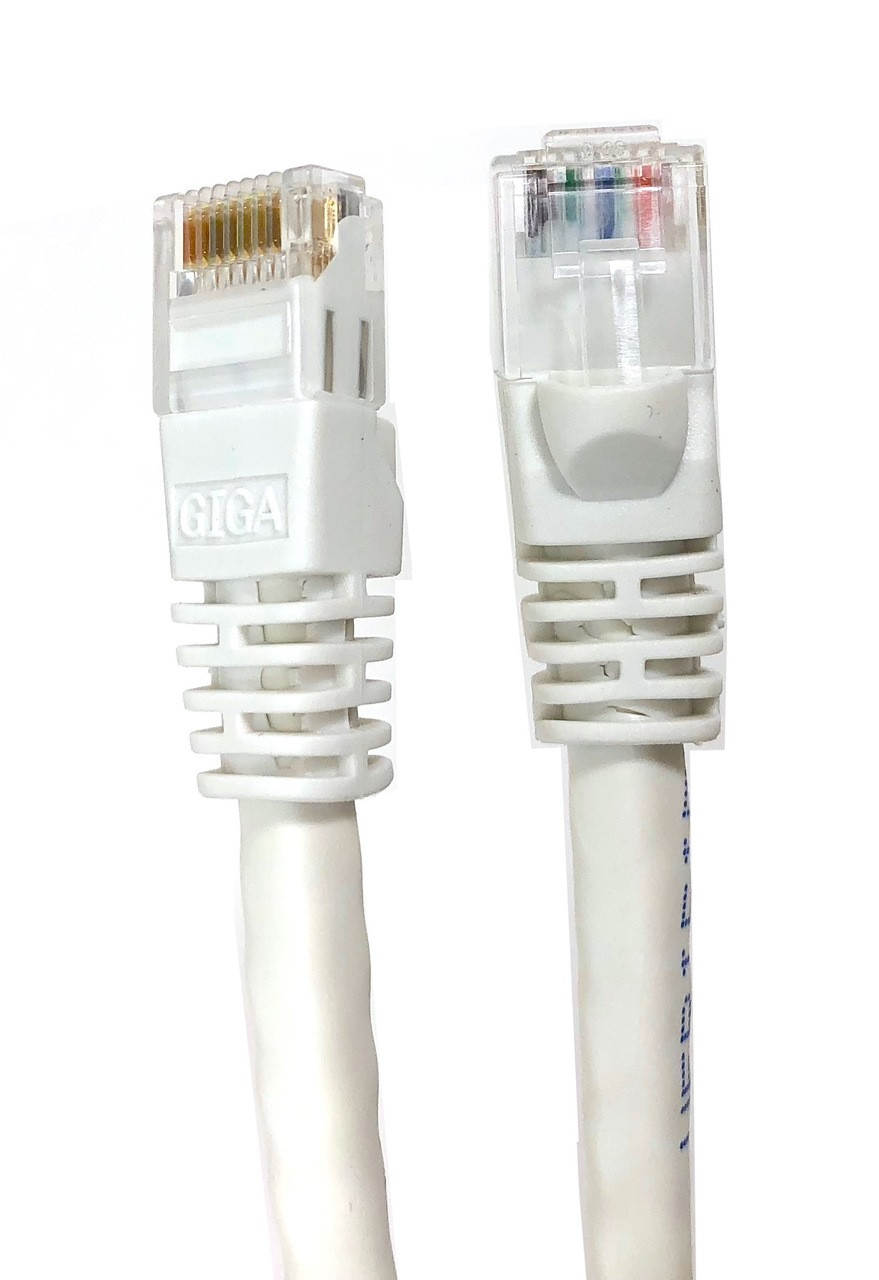 25 Feet Cat6 Molded Snagless RJ45 UTP Networking Patch 24AWG Cable (White)