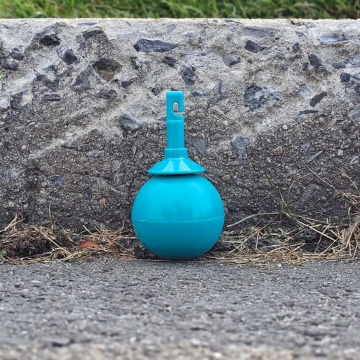 Desert Blue Roller Ball Tip – Hook Style
Designed for the Urban Xplorer, this roller ball tip fits most canes. Its hook-style attachment makes it easy to install, while the durable spherical design provides smooth, stable movement across urban terrain. The Desert Blue color adds a modern touch to your mobility gear.