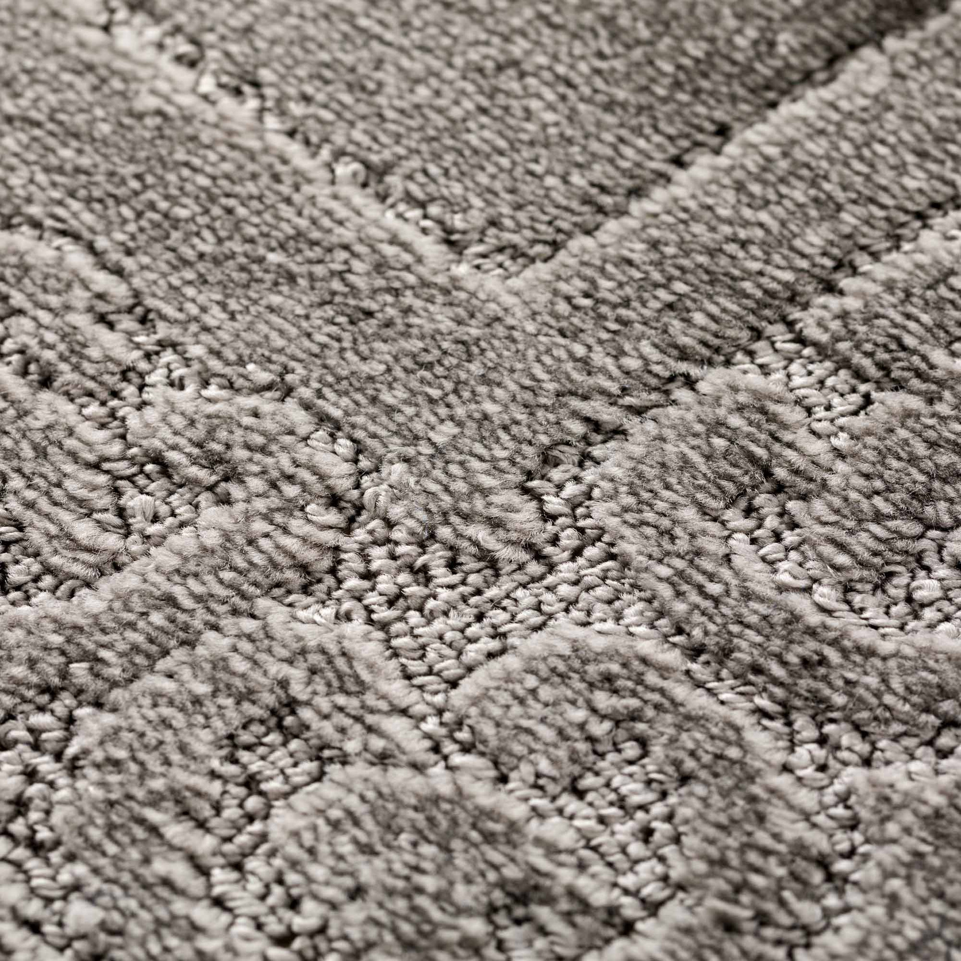 AV00220801 - 1