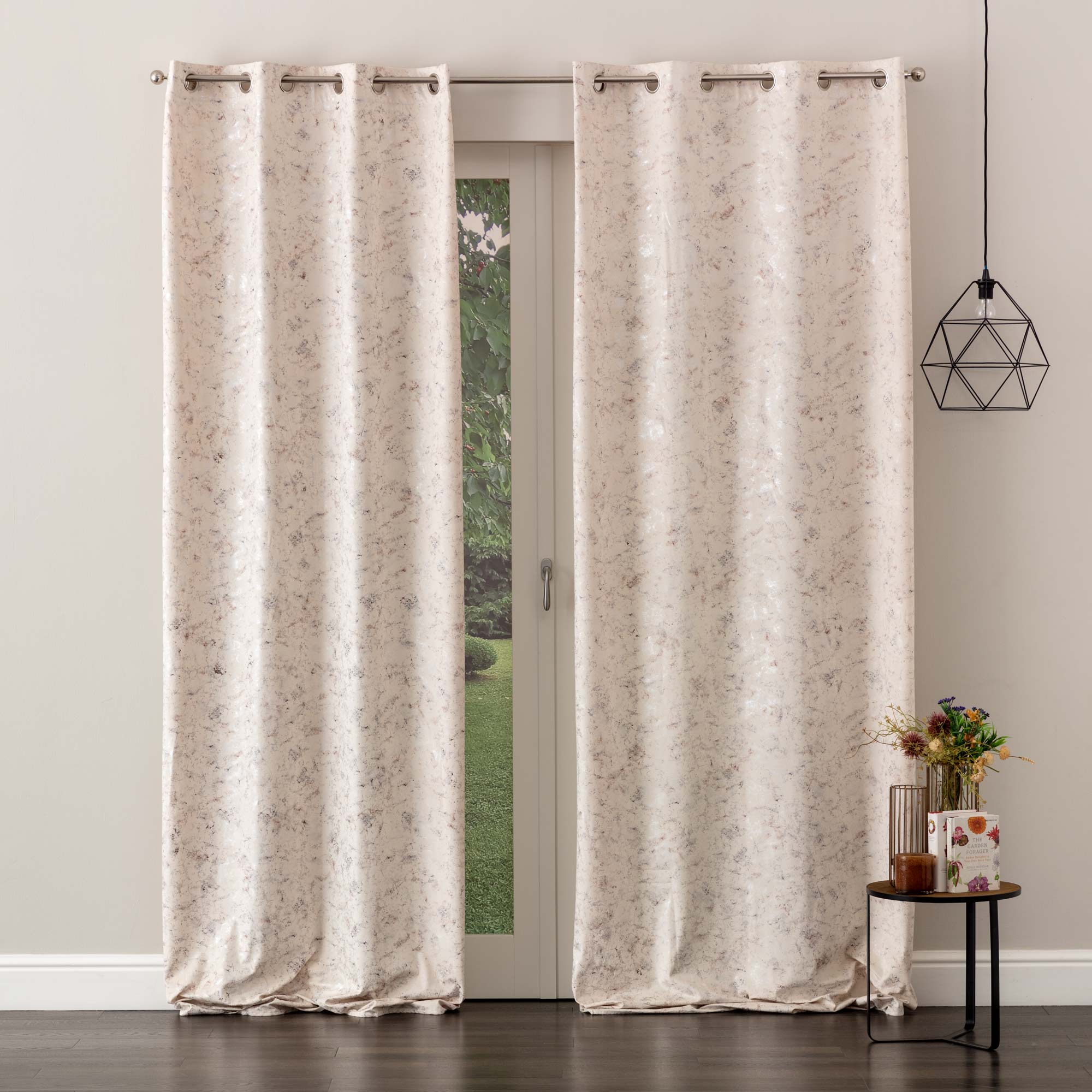 Tenda Confezionata In Velluto Riad