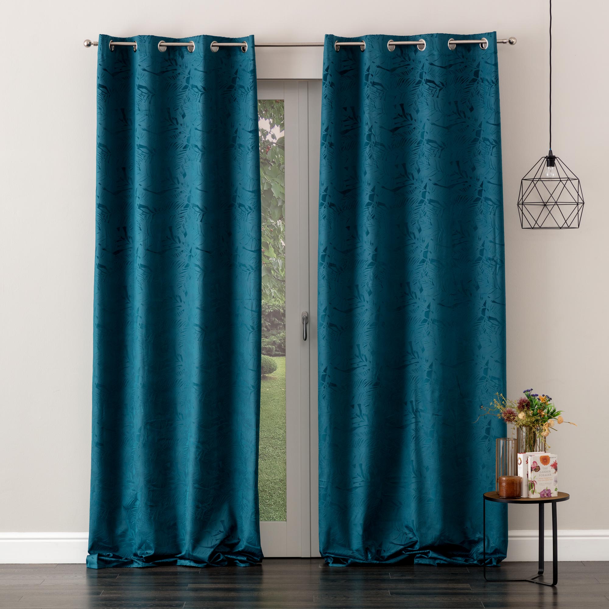 Tenda Confezionata In Velluto Jacquard Jungle