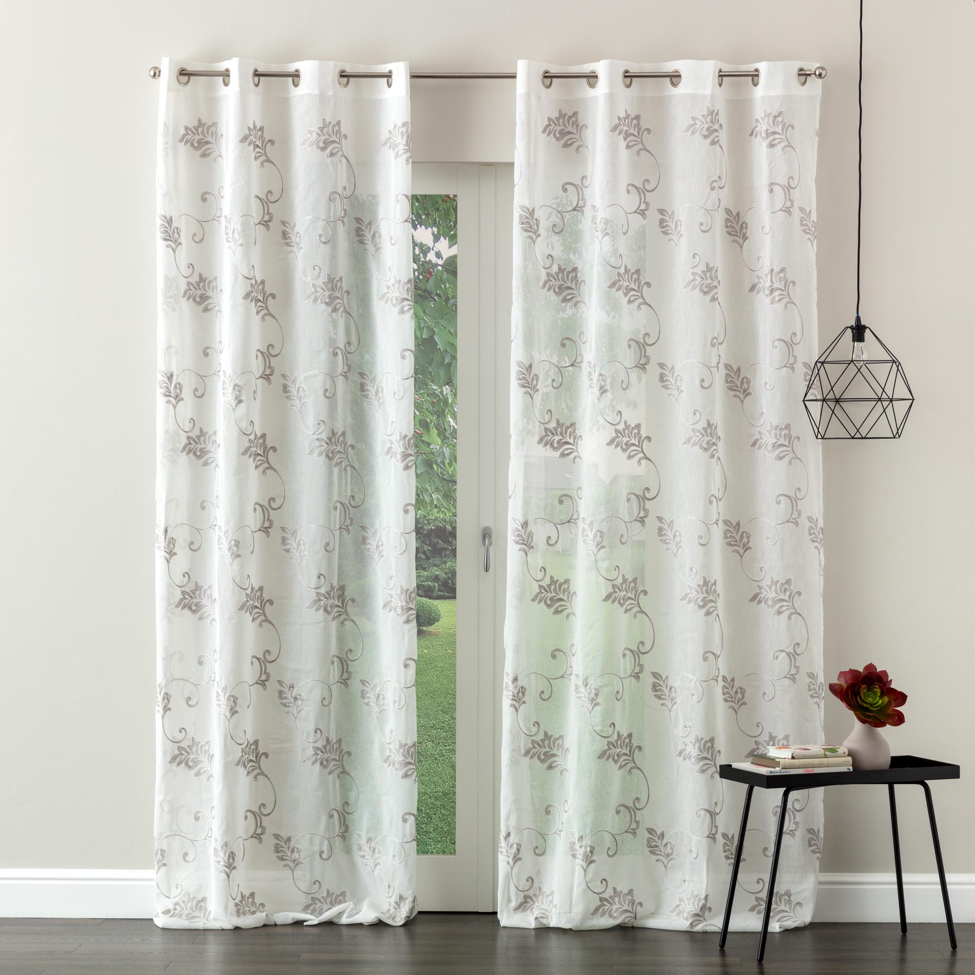 Tenda Confezionata Kyoto Ricamato