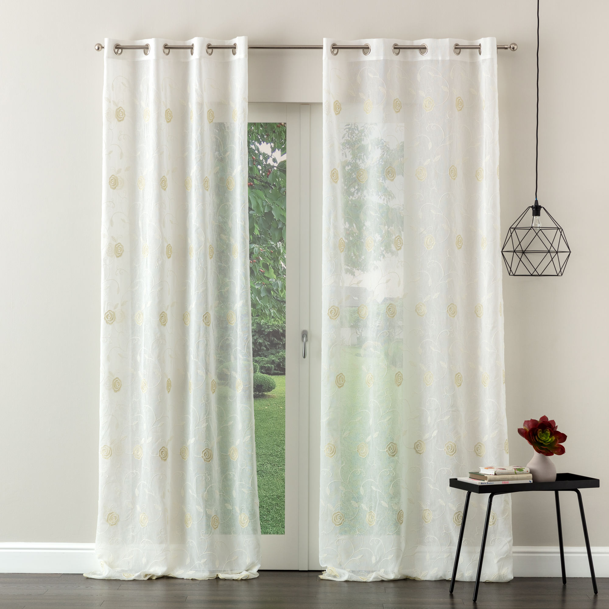 Tenda Confezionata Giacarta