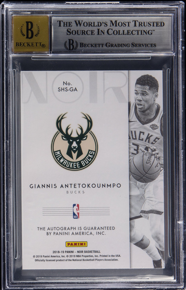 2018-19 Panini Noir Giannis Antetokounmpo Auto /10 BGS 9 MINT 10 Auto Holo Gold