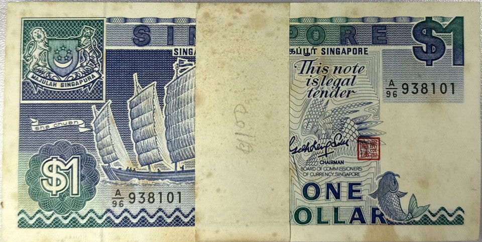 1989 Singapore $1 Ship Series Full Pack 100 Consecutive UNC Notes with Staining