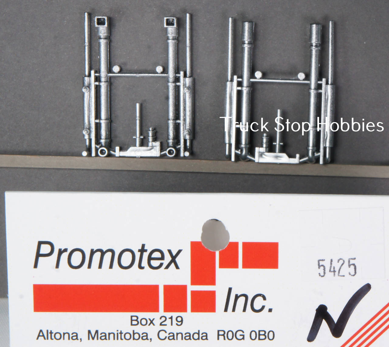 Peterbilt Truck Steps Chrome Set Of 3 Pieces 1/87 HO Plastic - Foto 8