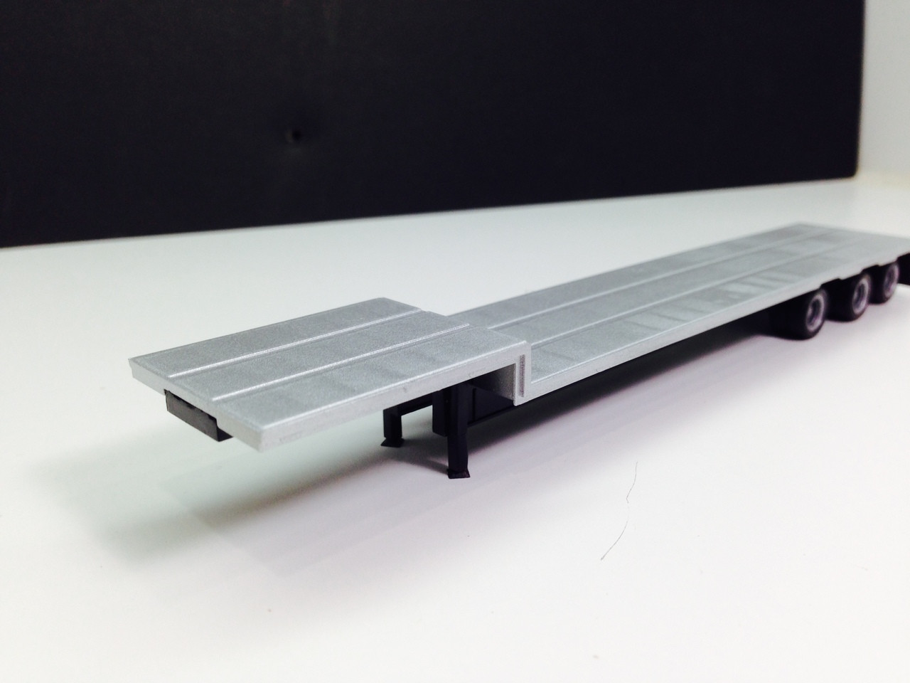 HO 1:87 Promotex # 5363 Double Drop Spread Axle Flatbed Trailer - Truck HO 1:87 Promotex # 5363 Double Drop Spread Axle Flatbed Trailer - Truck