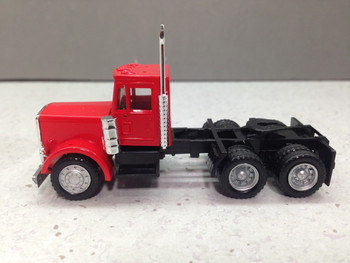 HO 1:87 Promotex # 15233 Peterbilt Short Tandem Axle Day Cab Tractor Red