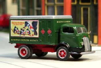 HO 1:87 Sylvan Models # V-150 D-400 Inter. Railway Express Delivery Truck KIT