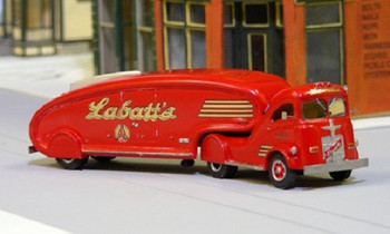 HO 1:87 Sylvan Scale Models # SE-01 Streamlined Beer Truck Kit - Circa 1947