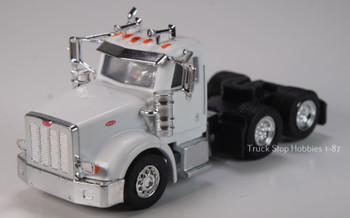 HO 1:87 TSH # 513 Peterbilt 367 Tandem Axle Tractor - Heavy Haul - White