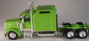 HO 1:87 TSH # 656 Kenworth 900L Tandem Axle Tractor - Lime Green