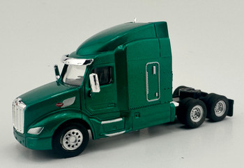HO 1:87 HL-57905 Peterbilt 579 Sleeper Cab Tandem Axle Tractor - Metallic Green
