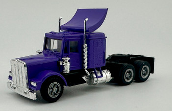 HO 1:87 Promotex Kenworth W900 Sleeper Cab w/ Chemical Tank - CTL