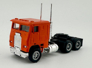 HO 1:87 Promotex # 25238 Freightliner COE Tandem Axle Tractor - ORANGE