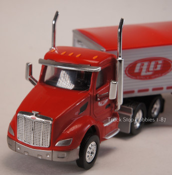 HO 1:87 TNS 076 Peterbilt 579 DC w/39' Grain Trailer - ALG Farmers Feed