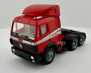 HO 1:87 Herpa 867037 Mercedes-Benz SK '88 3 axle - RED