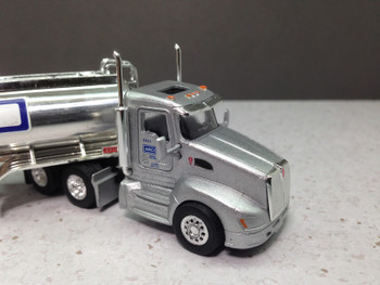 HO 1:87 TNS 3020 Kenworth T660 Day Cab w/Gasoline Tanker - ARCO