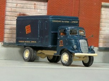 HO 1:87 Sylvan V-367-1- 1937 Studebaker COE Canadian Ntl Rwy Truck KIT
