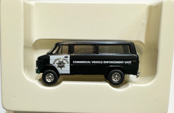 HO 1:87 Trident # 90452 -  Chevy Van - HIWAY PATROL - COMMERCIAL VEHICLE