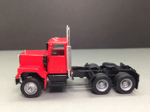 HO 1:87 Promotex # 15235 GMC Short Tandem axle Day Tractor - Red