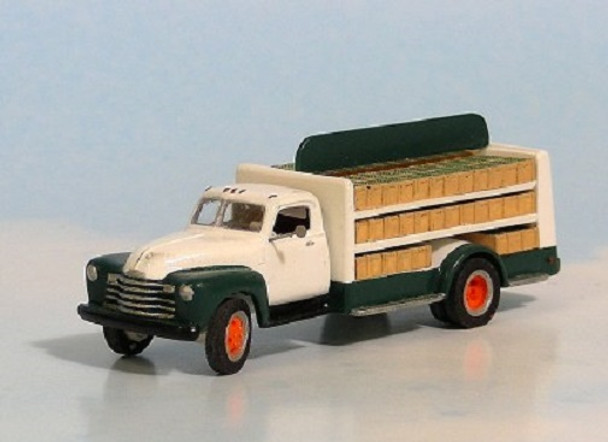 HO 1:87 Sylvan Scale Models # V-107 1948-53 Chevy Conventional Bev. Truck KIT