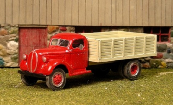 HO 1:87 Sylvan Scale Models # V-251 - 1939 Ford w/Grain Body KIT